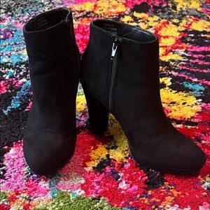 Forever 21 Sleek Black Ankle Booties